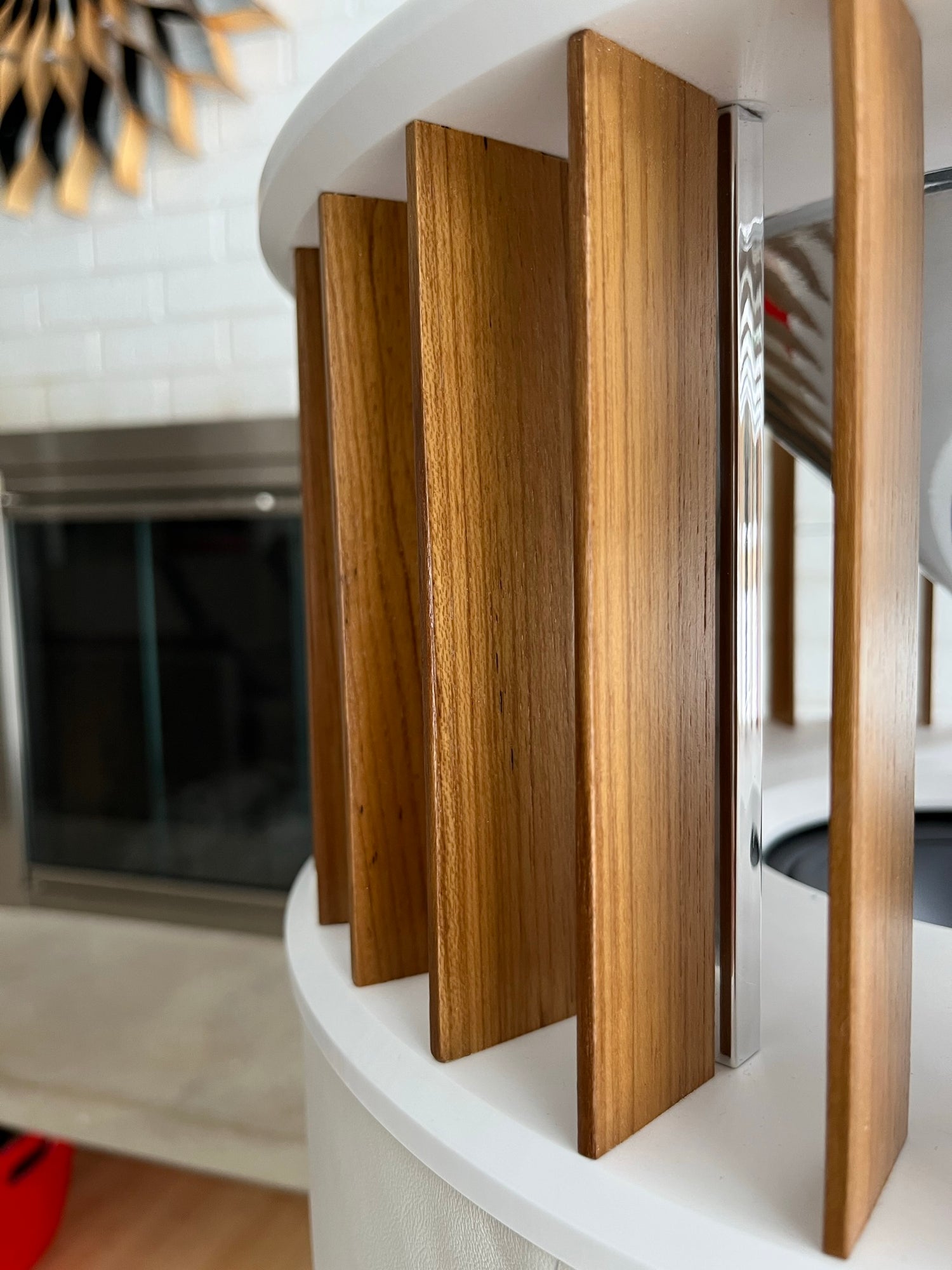 Phillips Design OH-16 Customizable Modern Speakers, wood slat detail