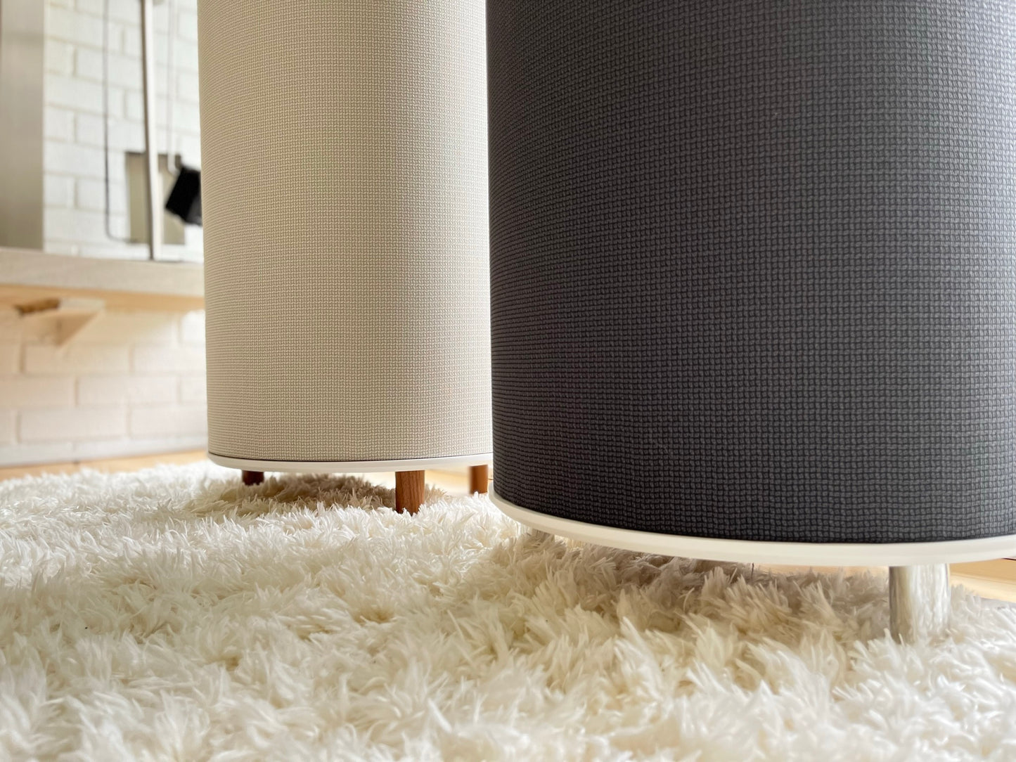 Phillips Design OH-16 speakers with wood or metal legs